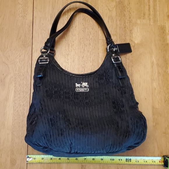 Authentic Coach Handbag - Picture 4 of 7